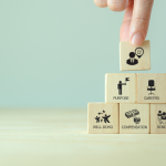 Ediney Jara de Oliveira explica como a digitalização está redefinindo carreiras e exigindo novas competências no mercado de trabalho.